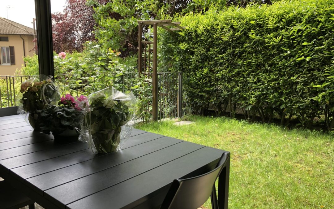 Varese – Masnago: interessante trilocale con giardino e box