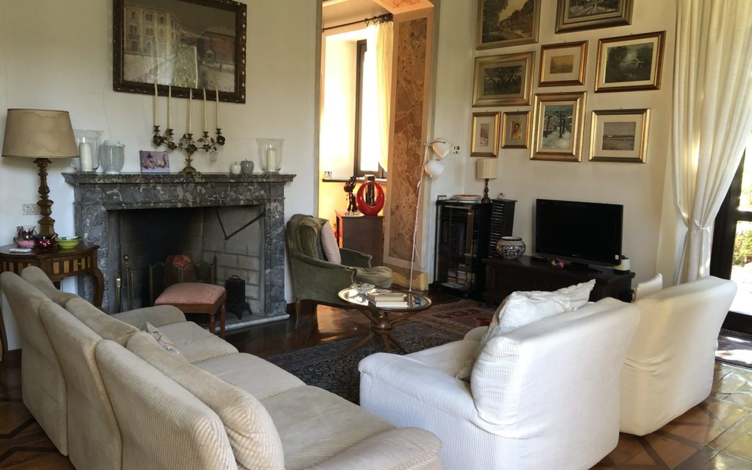 Varese, Aguggiari: appartamento di charme con giardino